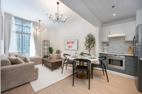 Premium 1-Bedroom Apartment in Dubai Marina